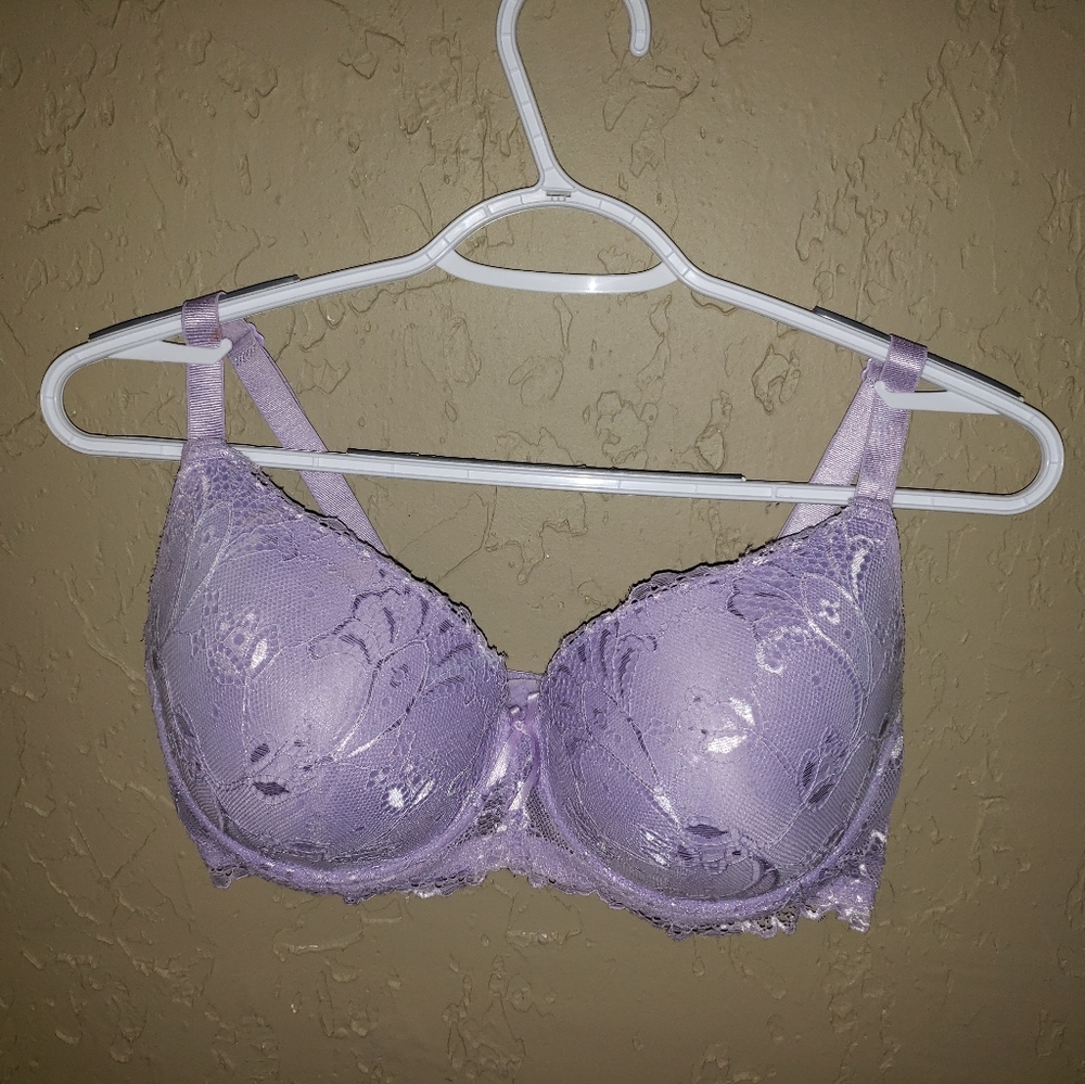 Bra 38D